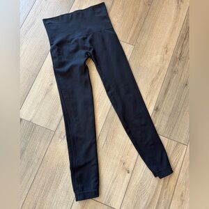 Spanx Cropped Black Leggings